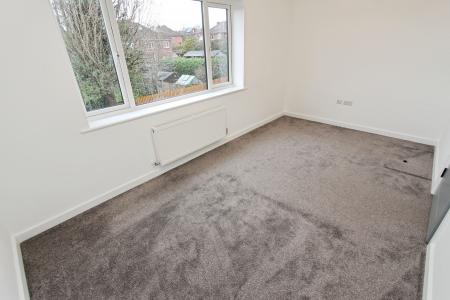 3 bedroom Semi-detached house to let in Tulip Street, Beeston, NG9