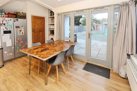 3 bedroom Semi-detached house for sale in Lynden Avenue, Long Eaton, Long Eaton, NG10