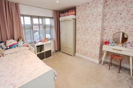 3 bedroom Semi-detached house for sale in Lynden Avenue, Long Eaton, Long Eaton, NG10