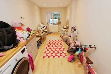 3 bedroom Detached house for sale in Salcey Drive, Trowell, NG9