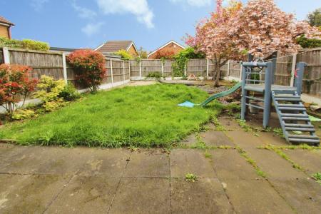 3 bedroom Detached house for sale in Salcey Drive, Trowell, NG9