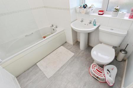 3 bedroom Detached house for sale in Salcey Drive, Trowell, NG9