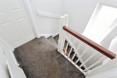 3 bedroom Town house to let in Moody Close, Chilwell, NG9