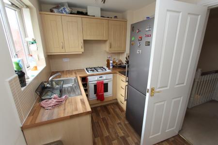 3 bedroom Town house to let in Moody Close, Chilwell, NG9