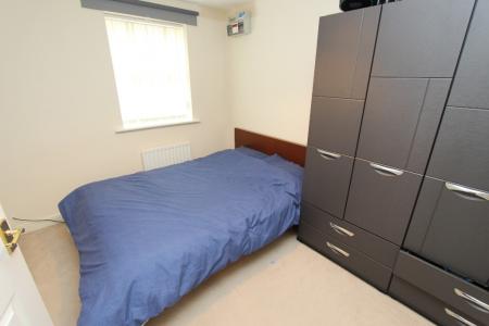 3 bedroom Town house to let in Moody Close, Chilwell, NG9