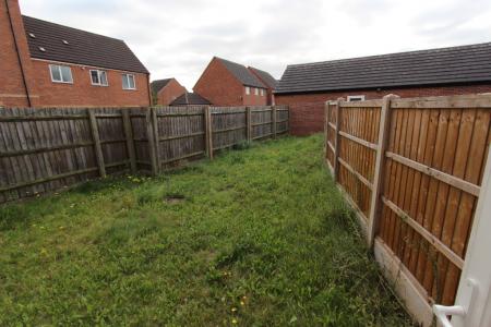 3 bedroom Town house to let in Moody Close, Chilwell, NG9