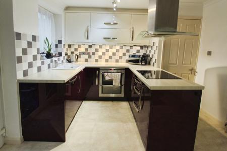 3 bedroom Detached house for sale in Colonsay Close, Nottingham, NG9