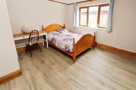 4 bedroom Bungalow to let in Mikado Road, Long Eaton, Long Eaton, NG10