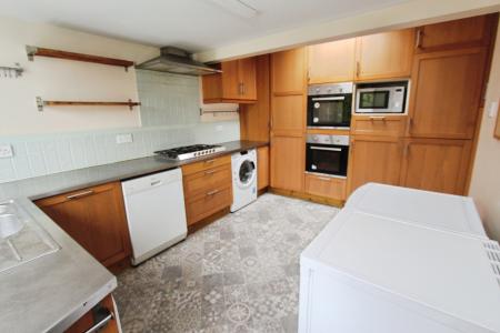 4 bedroom Bungalow to let in Mikado Road, Long Eaton, Long Eaton, NG10