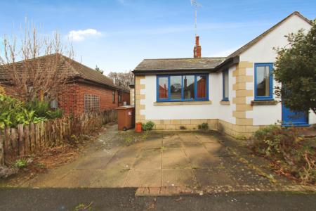 4 bedroom Bungalow to let in Mikado Road, Long Eaton, Long Eaton, NG10