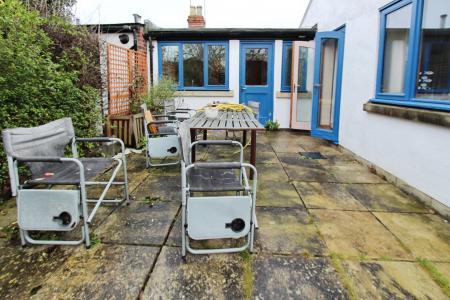 4 bedroom Bungalow to let in Mikado Road, Long Eaton, Long Eaton, NG10