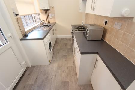 2 bedroom Terraced House to let in Salisbury Street, Long Eaton, NG10