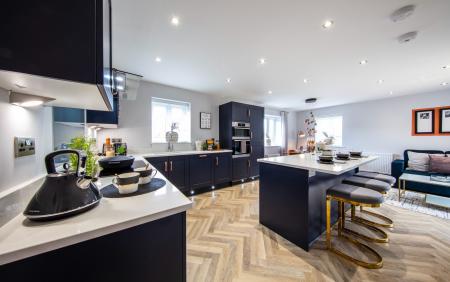 5 bedroom Detached house for sale in Field Farm, Stapleford, Stapleford, NG9