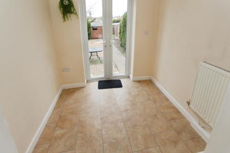 2 bedroom Semi-detached house to let in Pasture Road, Stapleford, Stapleford, NG9