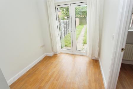 3 bedroom Town house for sale in Wilkinson Close, Chilwell, Chilwell, NG9