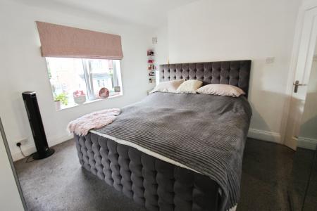 2 bedroom Semi-detached house for sale in Holmfield Road, Chilwell, Chilwell, NG9