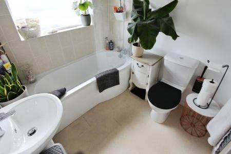 2 bedroom Semi-detached house for sale in Holmfield Road, Chilwell, Chilwell, NG9