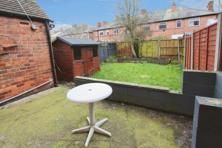 3 bedroom Terraced House for sale in Queens Road West, Beeston, Beeston, NG9
