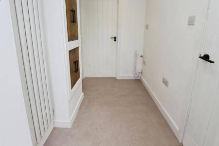 4 bedroom Semi-detached house for sale in Arnold Crescent, Sawley, Sawley, NG10