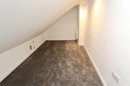 4 bedroom Semi-detached house for sale in Arnold Crescent, Sawley, Sawley, NG10