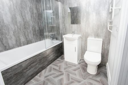 2 bedroom Apartment to let in Tulip Street, Beeston, NG9