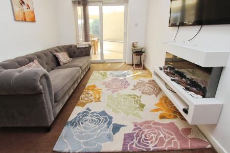 2 bedroom Bungalow for sale in Benington Drive, Wollaton, Nottingham, NG8