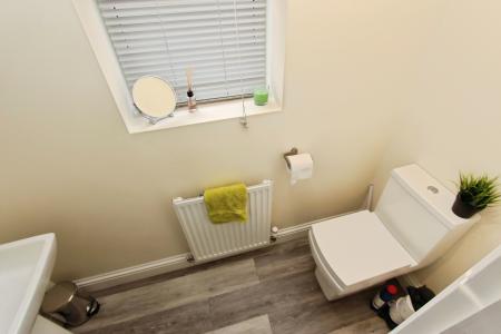 4 bedroom Semi-detached house for sale in Hillview Road, Toton, NG9