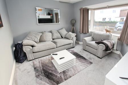 4 bedroom Semi-detached house for sale in Hillview Road, Toton, NG9