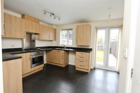 3 bedroom Terraced House to let in Hickling Close, Long Eaton, NG10