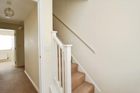 3 bedroom Terraced House to let in Hickling Close, Long Eaton, NG10