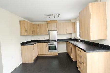 3 bedroom Terraced House to let in Hickling Close, Long Eaton, NG10