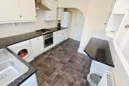 3 bedroom Terraced House for sale in Sedgewood Grove, Clifton, NG11