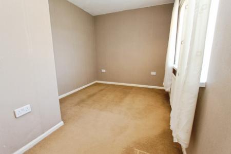 3 bedroom Terraced House for sale in Sedgewood Grove, Clifton, NG11