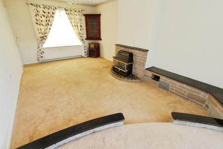 3 bedroom Terraced House for sale in Sedgewood Grove, Clifton, NG11