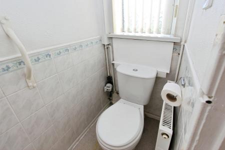 3 bedroom Terraced House for sale in Sedgewood Grove, Clifton, NG11