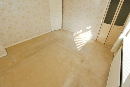 3 bedroom Terraced House for sale in Sedgewood Grove, Clifton, NG11