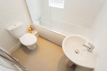 3 bedroom Semi-detached house to let in College Street, Long Eaton, Long Eaton, NG10