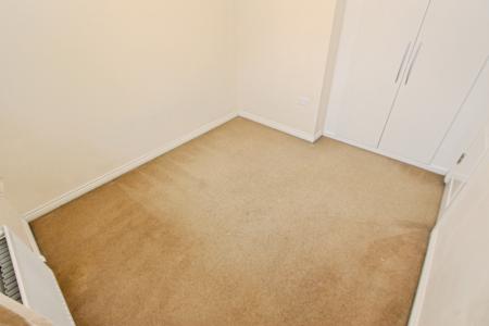 3 bedroom Semi-detached house to let in Cartwright Way, Beeston, Beeston, NG9