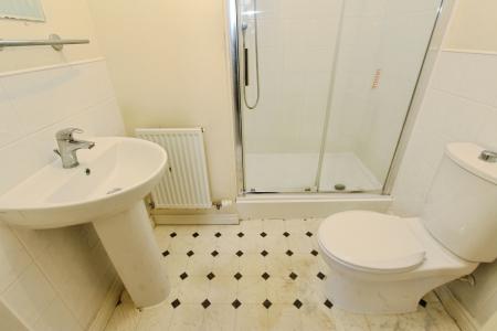 3 bedroom Semi-detached house to let in Cartwright Way, Beeston, Beeston, NG9