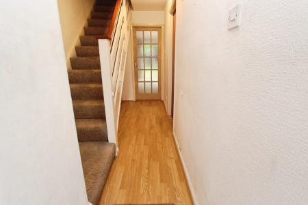 2 bedroom Terraced House to let in Margarets Court, Bramcote, NG9