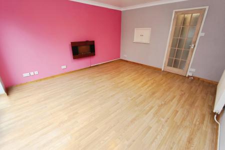 2 bedroom Terraced House to let in Margarets Court, Bramcote, NG9