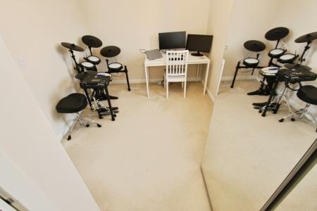 3 bedroom Semi-detached house for sale in Gough Grove, Long Eaton, Long Eaton, NG10