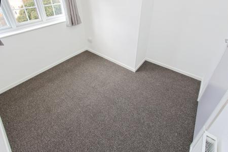 2 bedroom Flat to let in Hall Croft, Beeston, Beeston, NG9