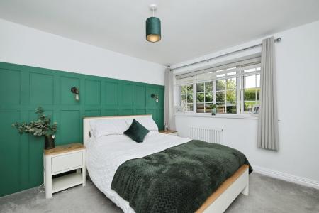 4 bedroom Detached bungalow for sale in Birchwood Avenue, Breaston, Breaston, DE72