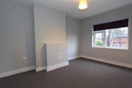 3 bedroom Semi-detached house to let in Queens Road, Beeston, NG9