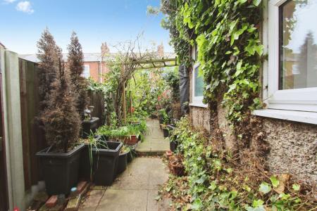 3 bedroom Semi-detached house for sale in Bennett Street, Long Eaton, Long Eaton, NG10