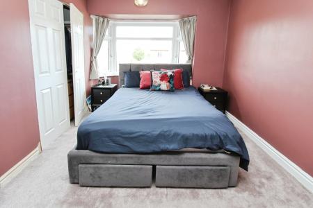 3 bedroom Semi-detached house for sale in Ash Grove, Long Eaton, Long Eaton, NG10