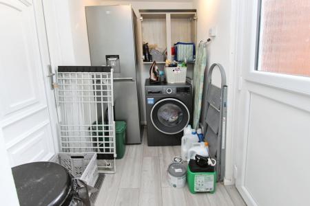 3 bedroom Semi-detached house for sale in Ash Grove, Long Eaton, Long Eaton, NG10