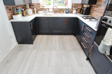 3 bedroom Semi-detached house for sale in Ash Grove, Long Eaton, Long Eaton, NG10