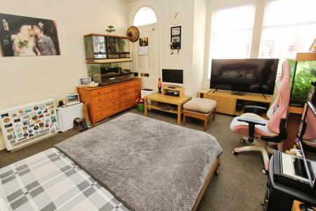 2 bedroom Flat for sale in Victoria Street, Long Eaton, Long Eaton, NG10